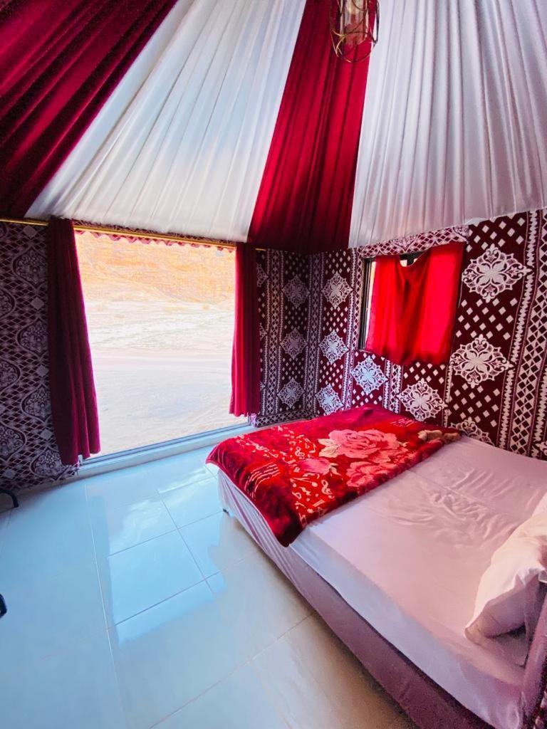 Sunrise Luxury Camp Hotel Wadi Rum Exterior foto